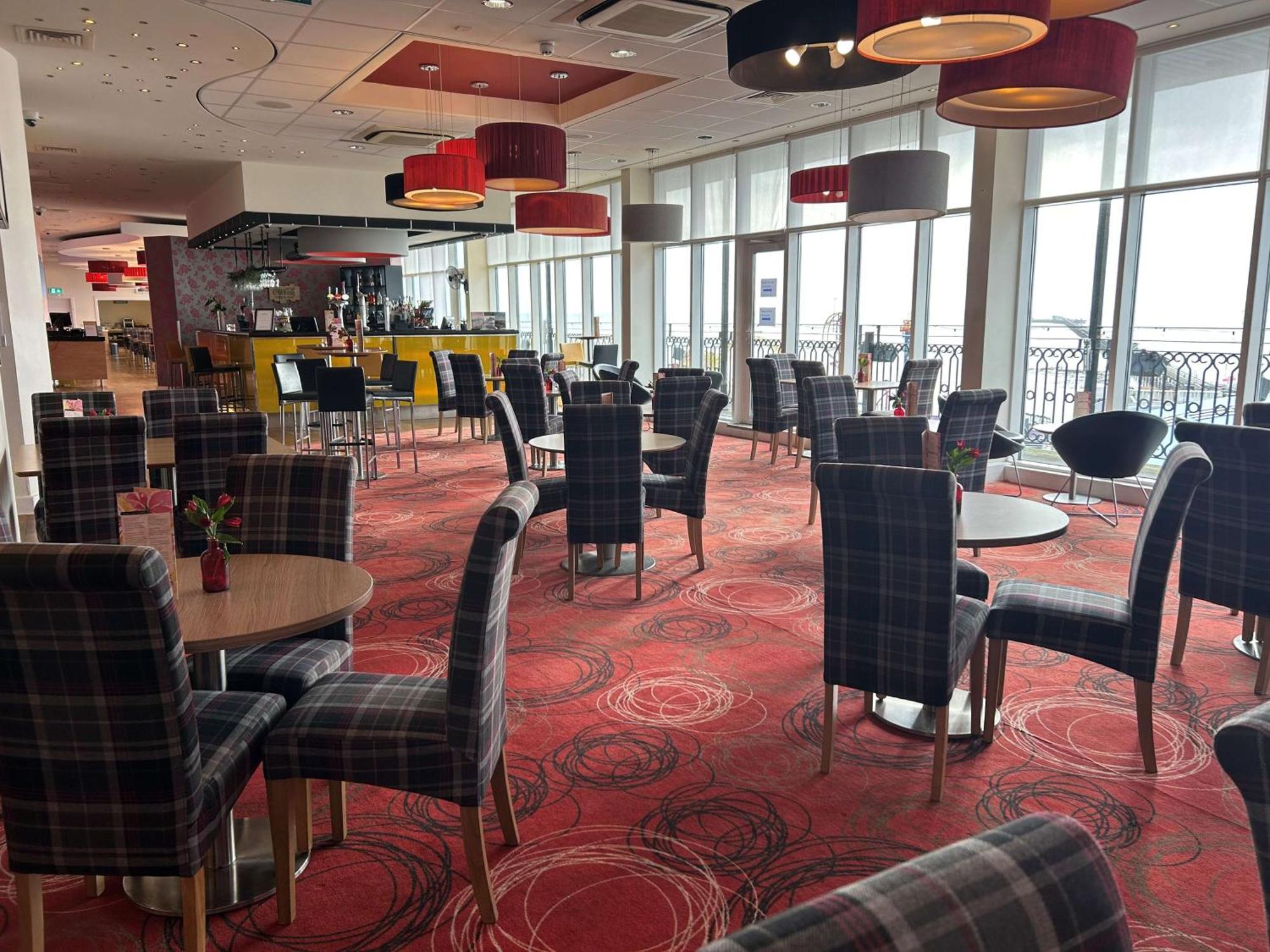 Park Inn By Radisson Palace Southend-on-Sea Exterior foto